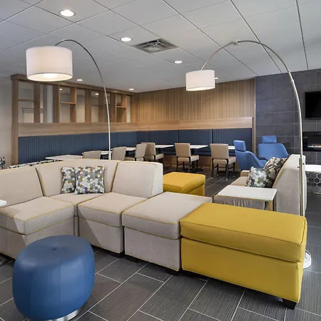 Microtel Inn & Suites By Wyndham Loveland-2