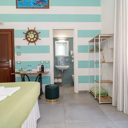 Teresa Rooms & Suites-3