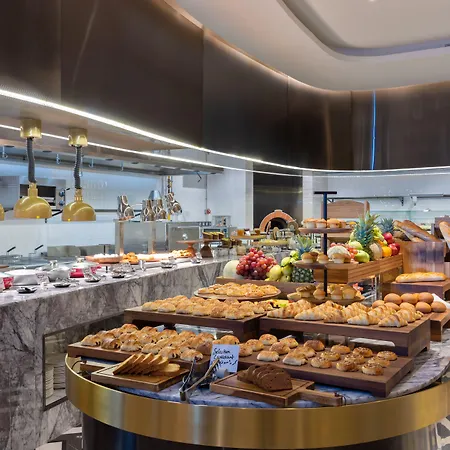 Embassy Suites By Hilton Doha Old Town-3