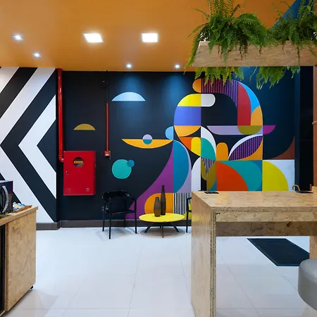 Mural Living Hotel Manaus-3
