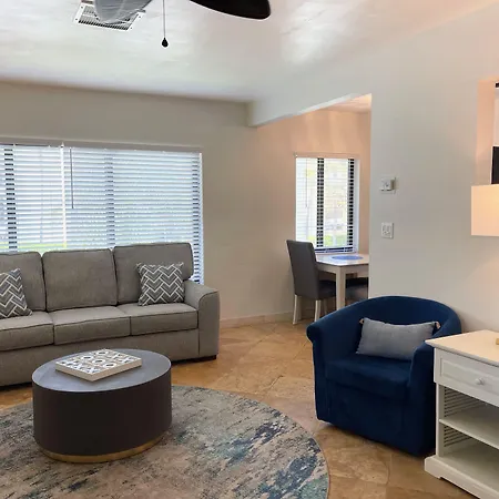 Tropic Isle Beach Resort-2