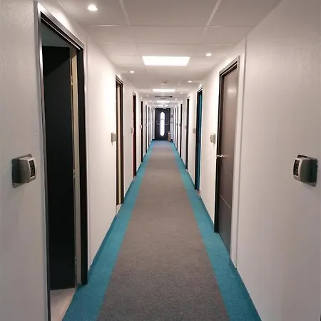 Kyriad Direct Martigues-3