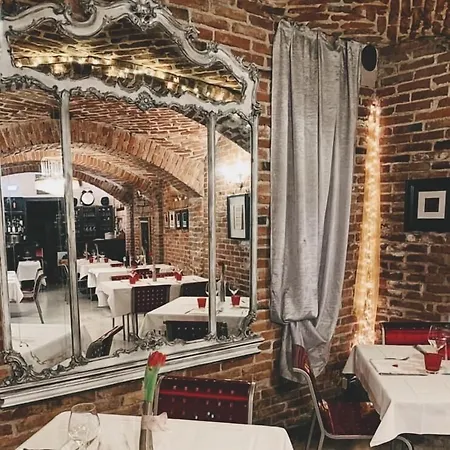 Cortiletto d'Alba camere con ristorante-3