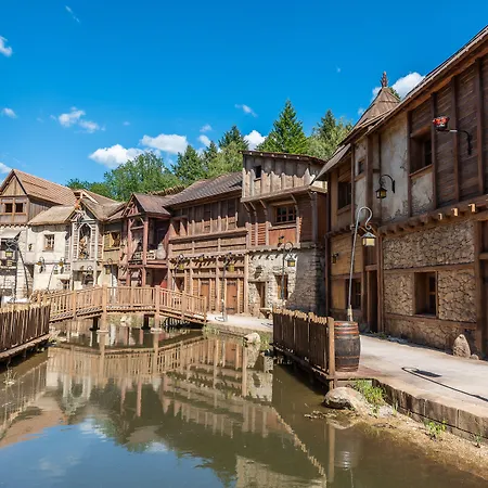 Les Quais De Lutece-2