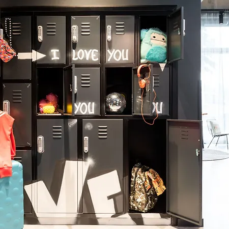 Moxy Berlin Airport-2