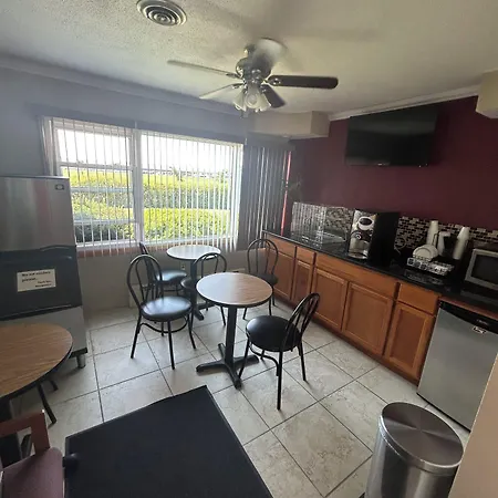 Royal Rest Motel-2
