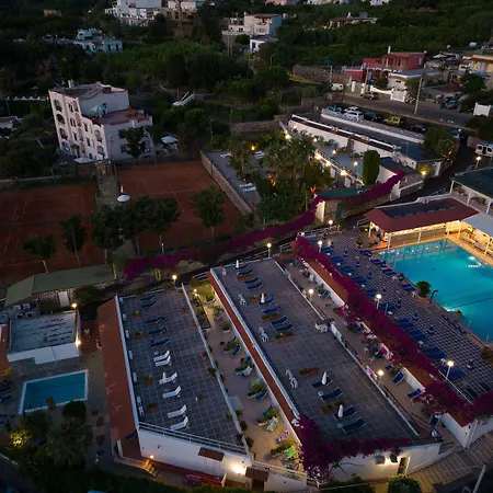 Hotel Parco Cartaromana-3
