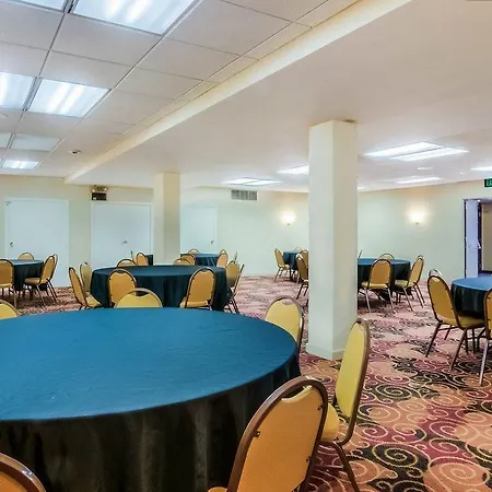 Econo Lodge - South Bend-2