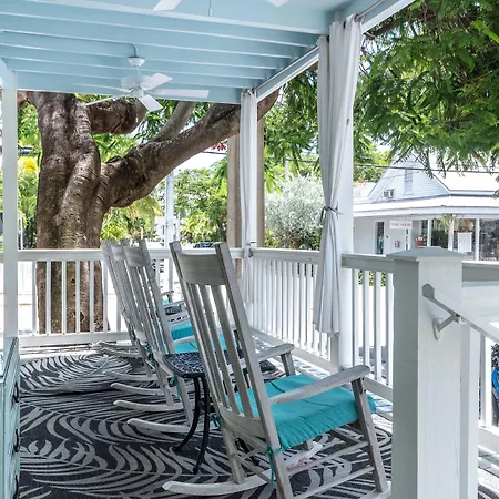 The Porch On Frances Inn - Adults Exclusive-2