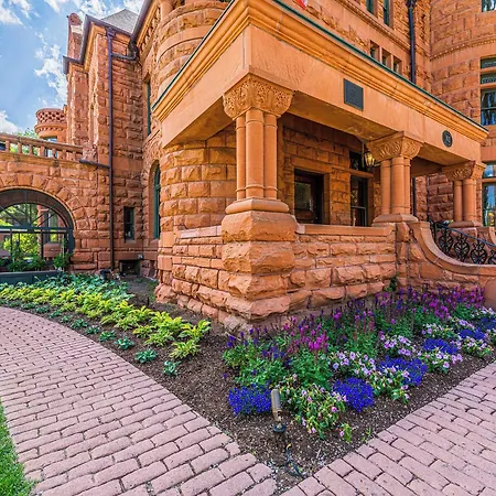 Orman Mansion - Pueblo'S Most Luxurious Stay!-3