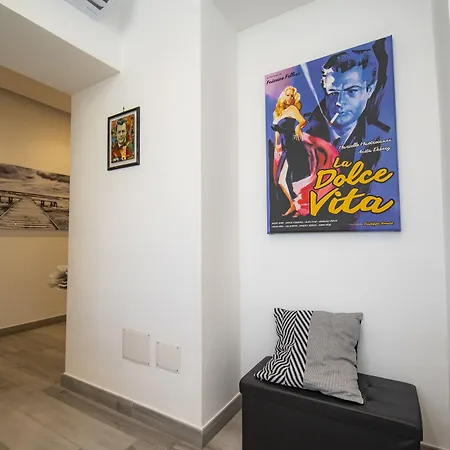 La Dolce Vita Rooms-3