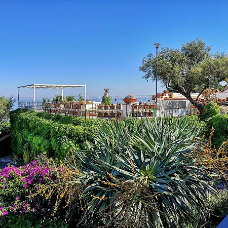 Residence Terra Rossa Taormina-2