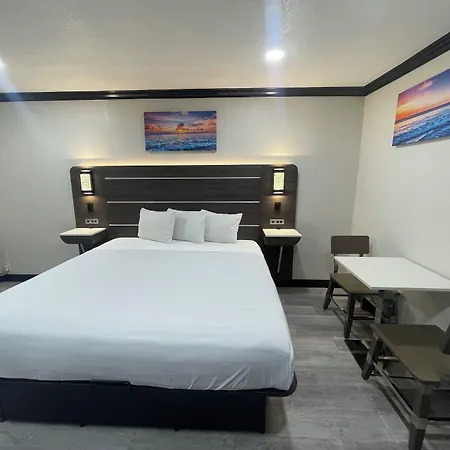 Escondido Lodge-2