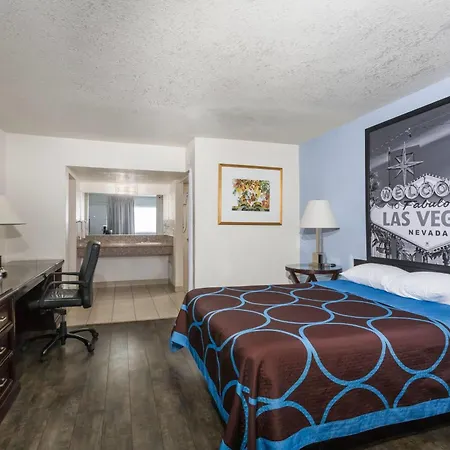 Super 8 By Wyndham Las Vegas North Strip/Fremont St. Area-3