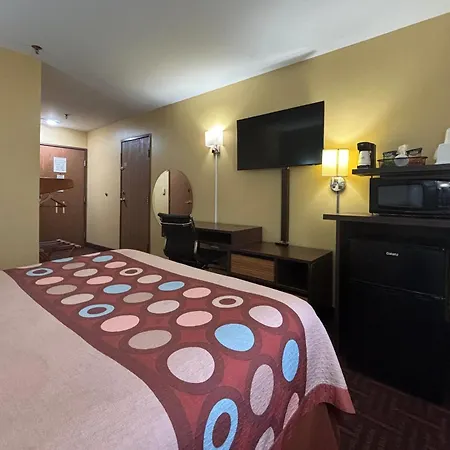 Super 8 By Wyndham Peoria-2