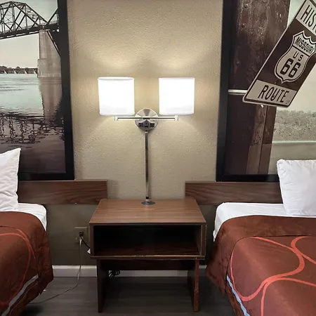 Super 8 By Wyndham Alton-3