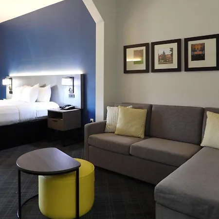 Comfort Suites Crossville-3