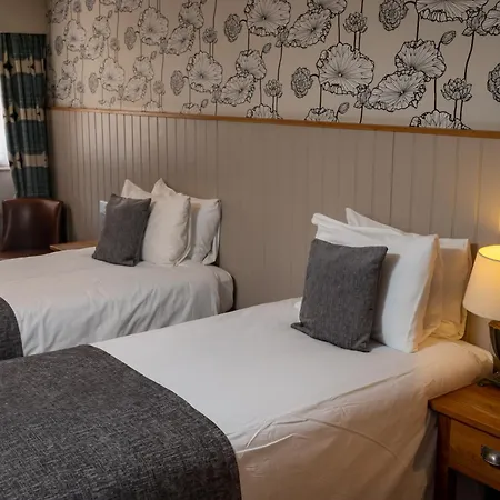 Cedars Inn By Greene King Inns-2
