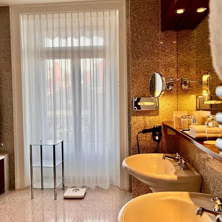 Hotel Des Trois Couronnes & Spa - The Leading Hotels Of The World-3