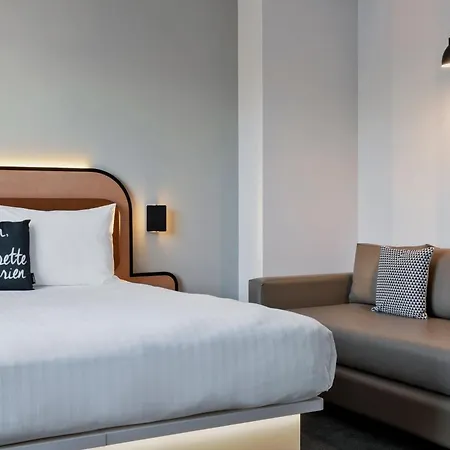 Moxy Paris Bastille-3