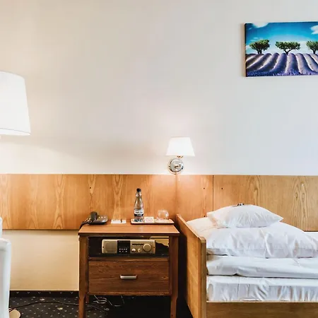 Hotel Gromada Pila-3