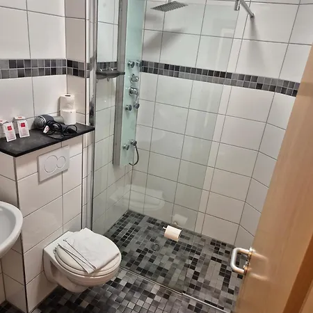 Hotel Am Kamin - Modern Appartements - Free Wifi - Parking-3