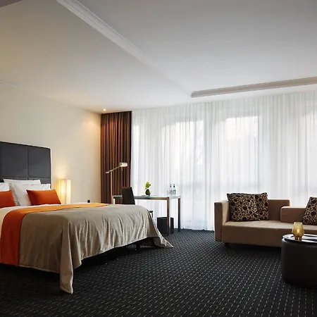 Boston Hotel Hh-3