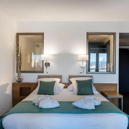 Best Western Premier Hôtel du Vieux-Port-2