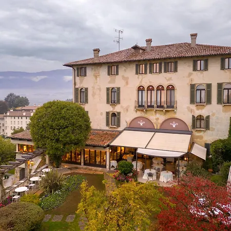 Hotel Villa Cipriani-3