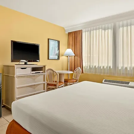 Airport Honolulu Hotel, Trademark Collection By Wyndham-3