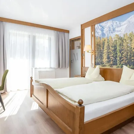 Hotel Bergland Obsteig-3