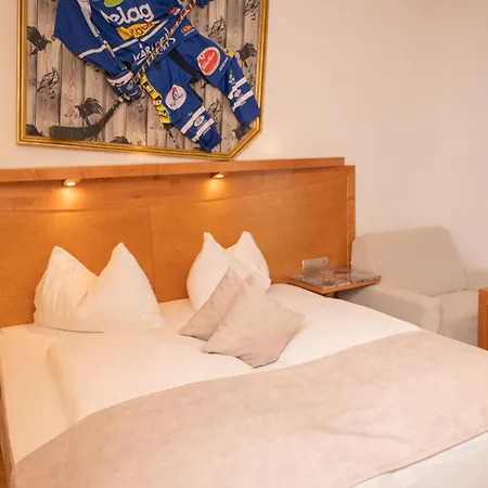 Boutique Hotel Goldenes Lamm Villach-2