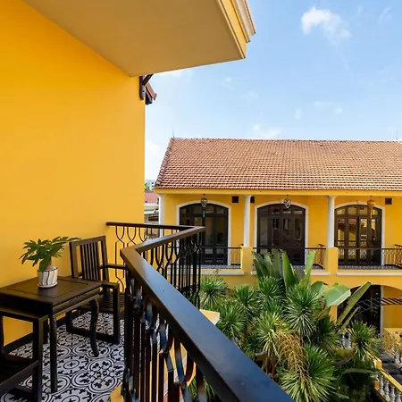 Lantern Boutique Hoi An-3