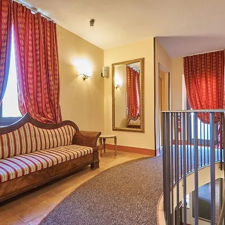 Relais Osteria Dell'Orcia-3