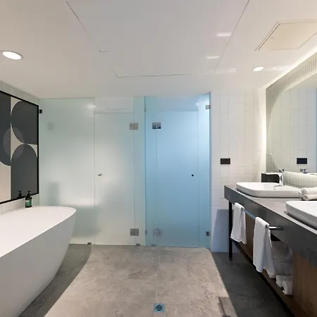 Crowne Plaza Perth By Ihg-3