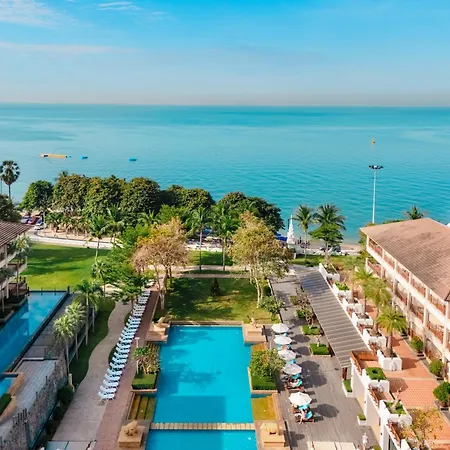 The Heritage Pattaya Beachfront Resort-2