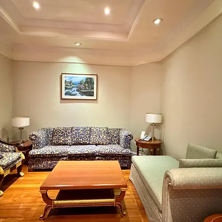 Royal Benja Hotel - Big Rooms, Family Friendly-3