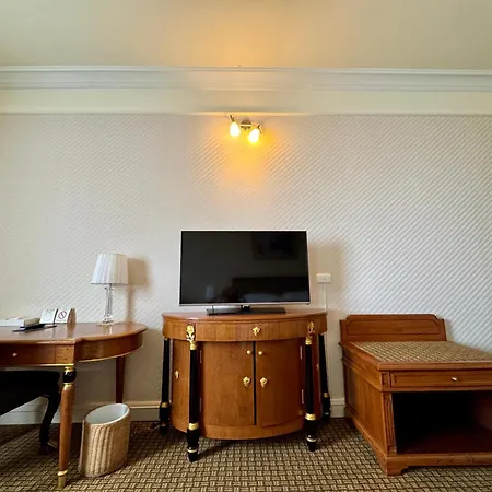 Royal Benja Hotel - Big Rooms, Family Friendly-2