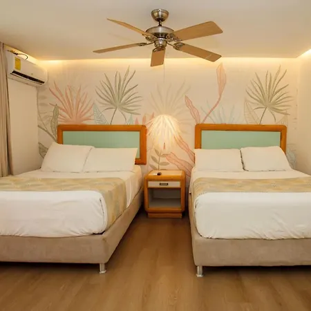 Hotel Cocoplum Beach-3