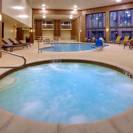Courtyard By Marriott Ogden-2