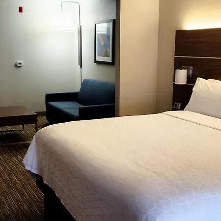 Holiday Inn Express Hotel & Suites Chicago South Lansing By Ihg-2