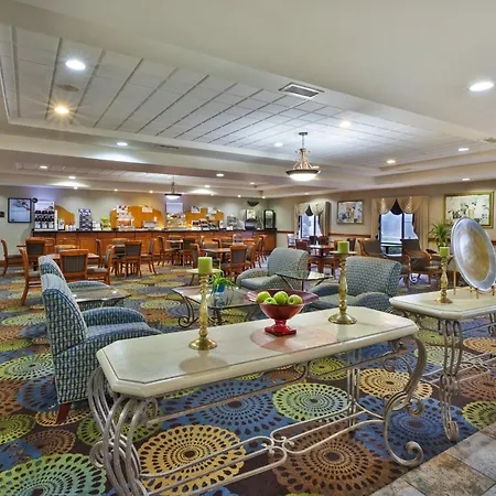 Holiday Inn Express Hotel & Suites - Belleville Area By Ihg-3