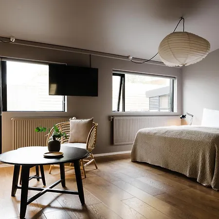 Rey Apartments-3