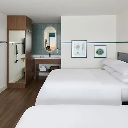 Monterey Beach Hotel, A Tribute Portfolio Hotel-3