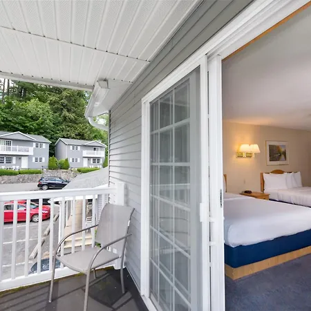 Adirondack Retreat Inn & Suites-2