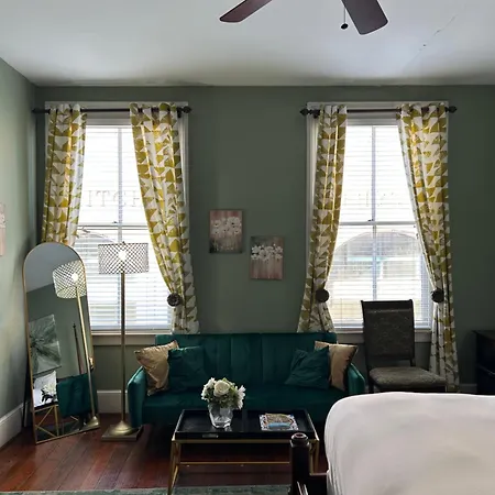 Barksdale House Inn-2