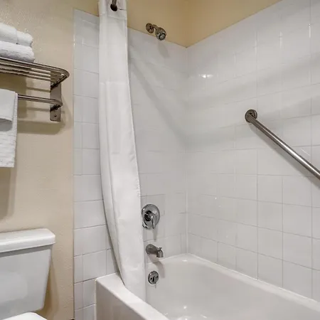 Best Western Alderwood-2
