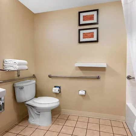 Comfort Inn & Suites Murrieta Temecula Wine Country-2