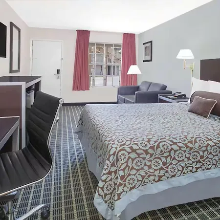Days Inn By Wyndham Market Center Dallas Love Field-3