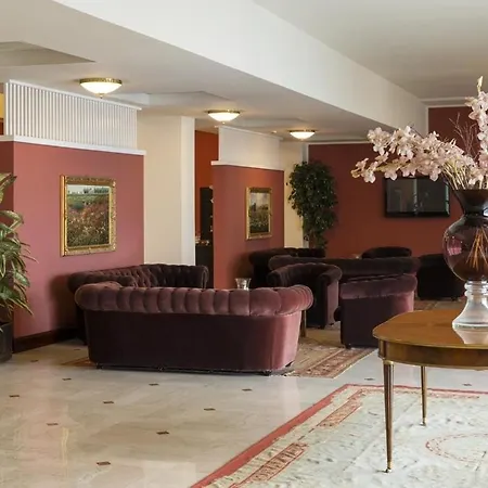 Hotel Maxim-2